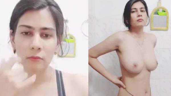 Beautiful Punjabi girl’s nude selfie video